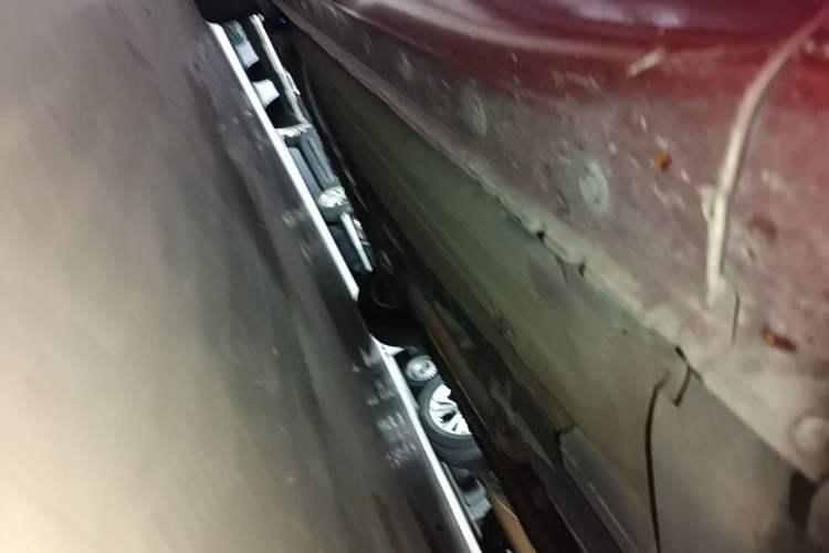Used Nissan Tiida 2014 1.6L CVT Comfort Model Chassis Front Right