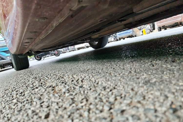 Used Nissan Tiida 2014 1.6L CVT Comfort Model Chassis Front Right