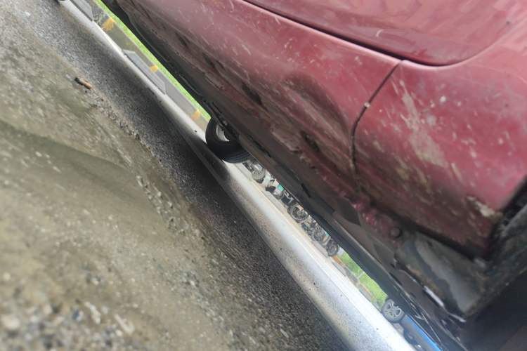 Used Nissan Tiida 2014 1.6L CVT Comfort Model Chassis Front Right