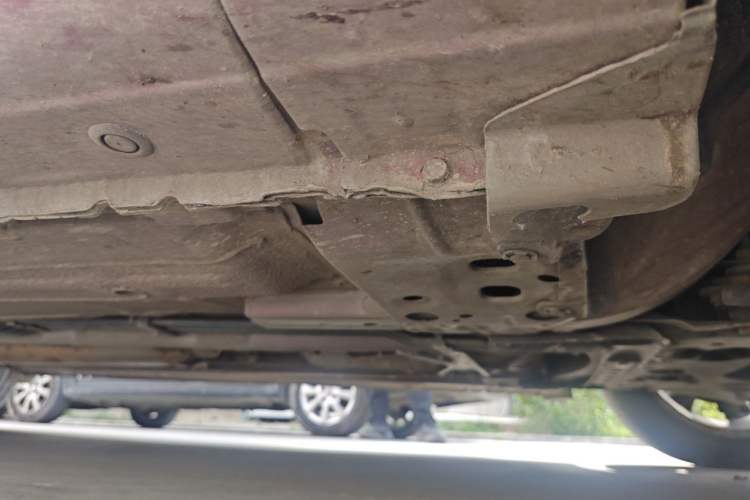 Used Nissan Tiida 2014 1.6L CVT Smart Model Chassis Front Right