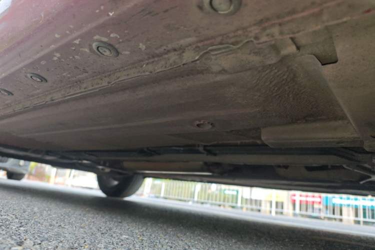 Used Nissan Tiida 2014 1.6L CVT Smart Model Chassis Front Right