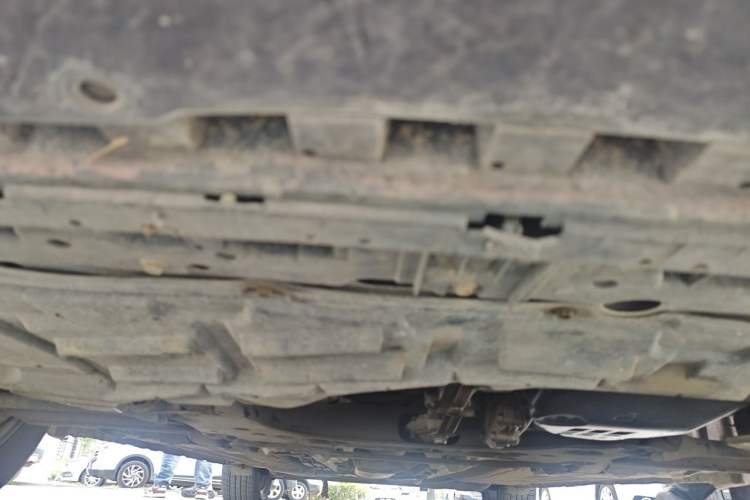 Used Nissan Tiida 2014 1.6L CVT Smart Model Chassis Front