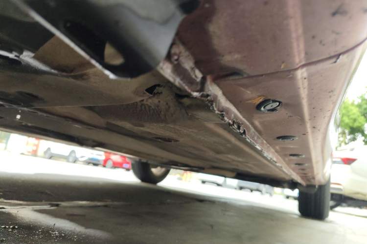 Used Nissan Tiida 2014 1.6L CVT Comfort Model Chassis Rear Left