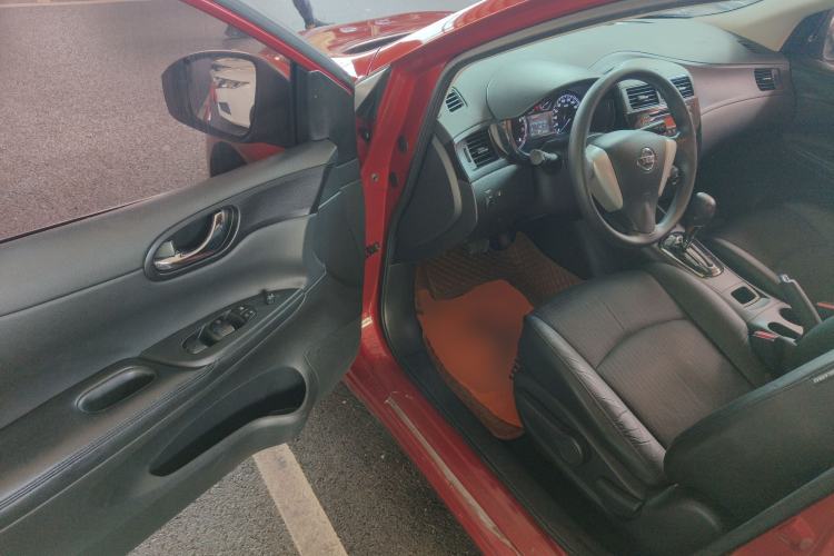 Used Nissan Tiida 2014 1.6L CVT Smart Model Driver Seat