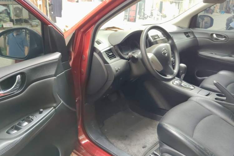 Used Nissan Tiida 2014 1.6L CVT Smart Model Driver Seat