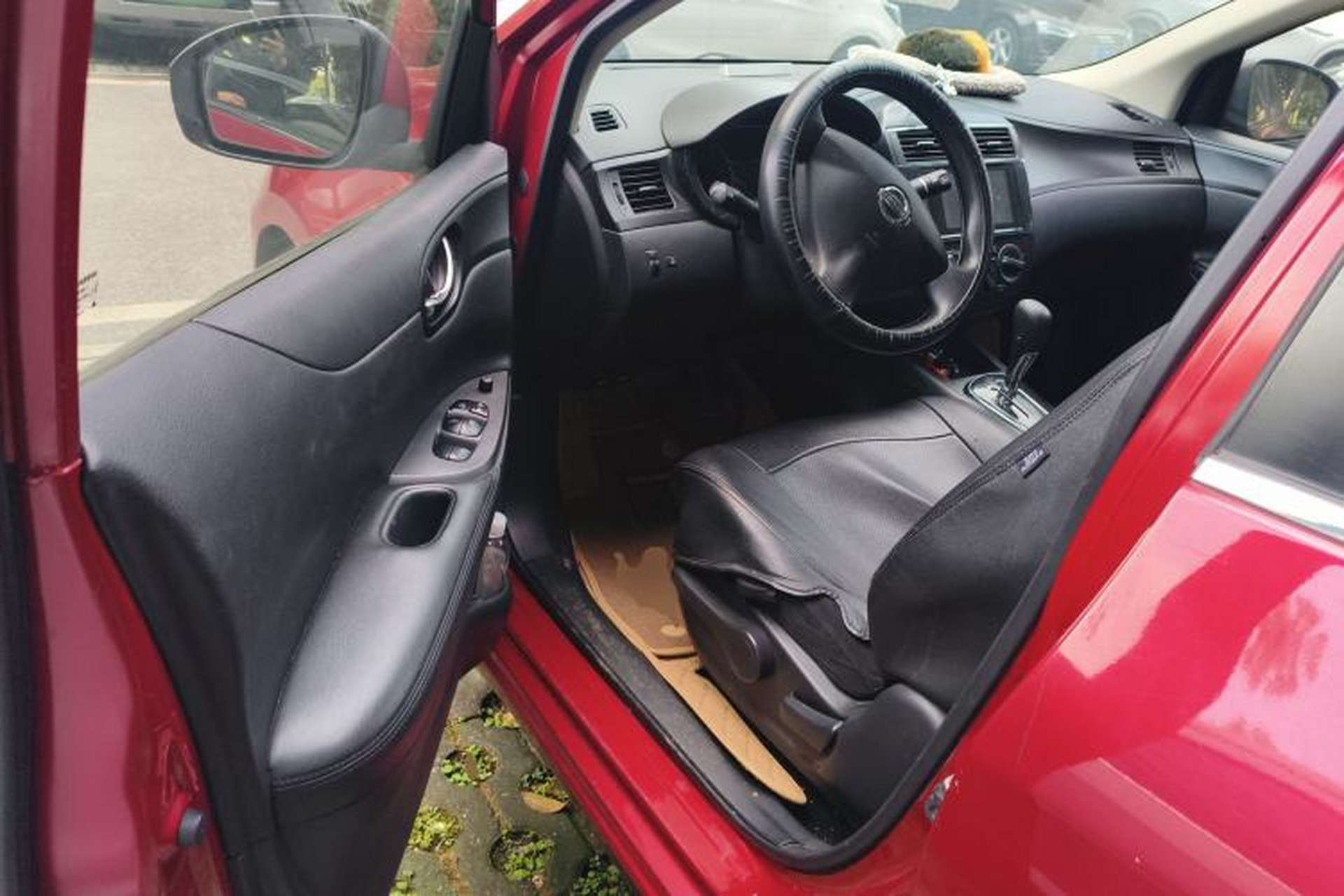 Used Nissan Tiida 2014 1.6L CVT Comfort Model Driver Seat