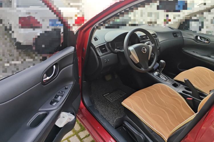Used Nissan Tiida 2014 1.6L CVT Smart Model Driver Seat