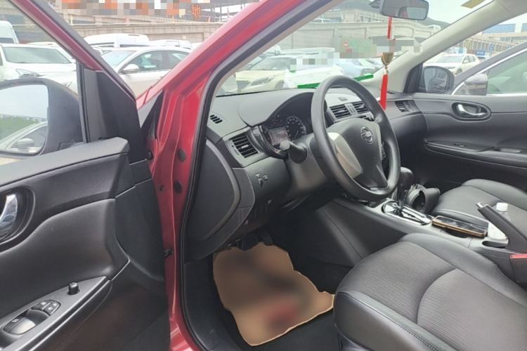 Used Nissan Tiida 2014 1.6L CVT Smart Model Driver Seat