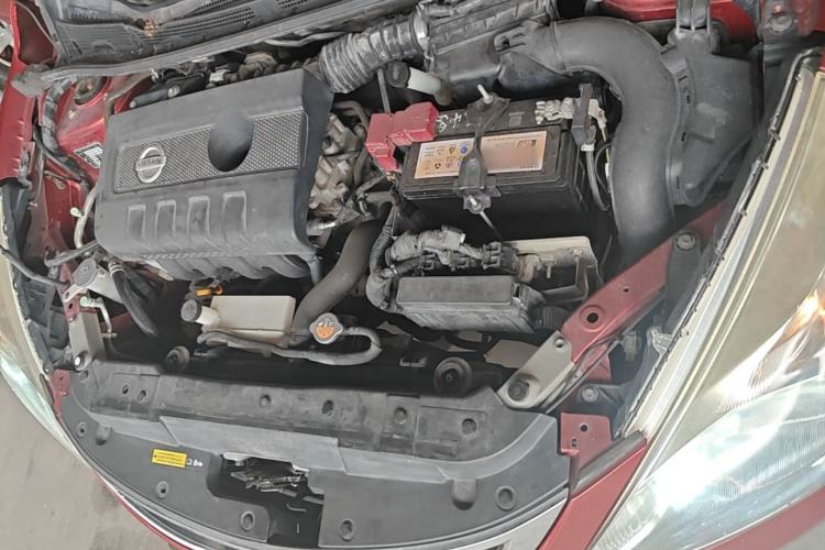 Used Nissan Tiida 2014 1.6L CVT Smart Model Engine Bay