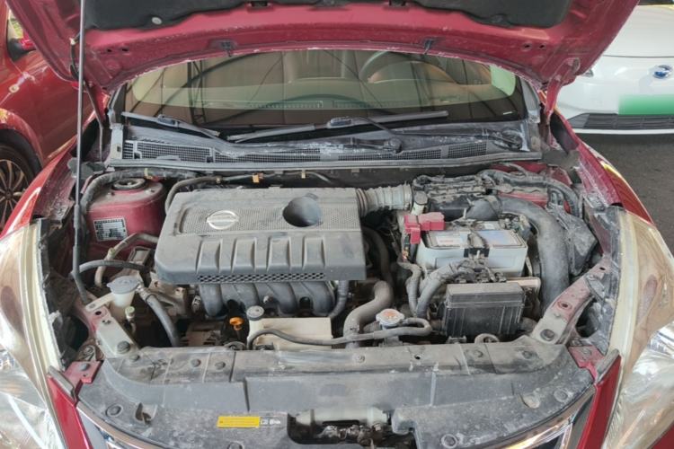 Used Nissan Tiida 2014 1.6L CVT Smart Model Engine Bay