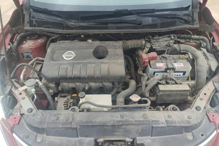 Used Nissan Tiida 2014 1.6L CVT Smart Model Engine Bay