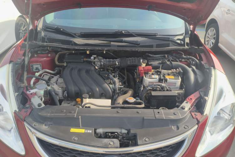 Used Nissan Tiida 2014 1.6L Manual Comfort Model Engine Bay