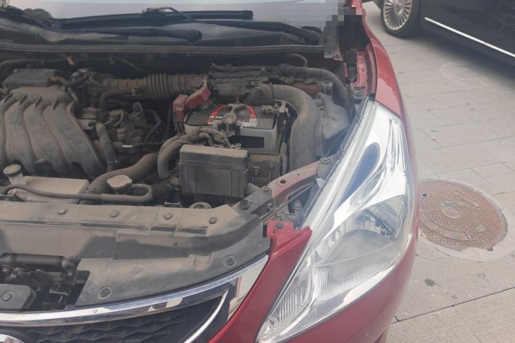 Used Nissan Tiida 2014 1.6L CVT Comfort Model Engine Bay Left