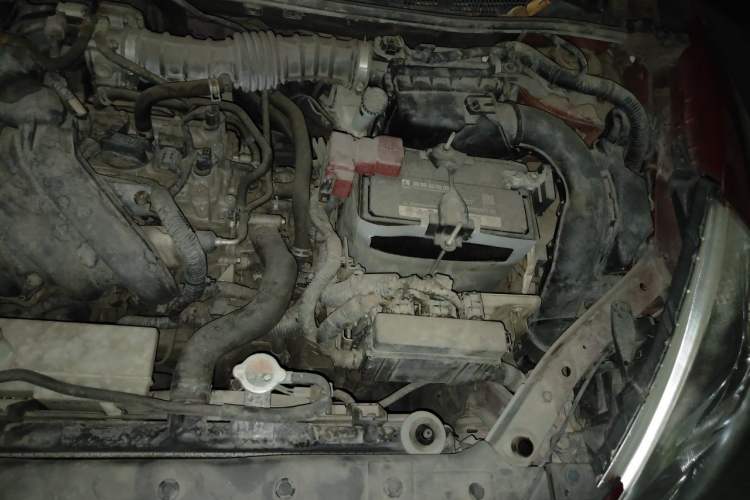 Used Nissan Tiida 2014 1.6L CVT Comfort Model Engine Bay Left