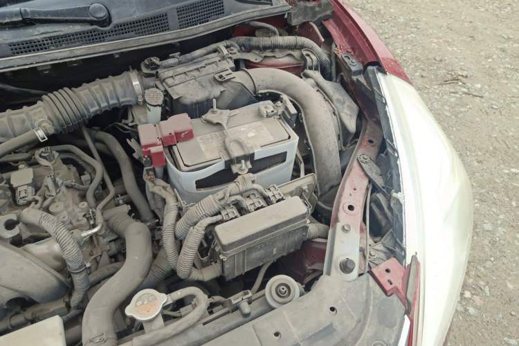Used Nissan Tiida 2014 1.6L CVT Comfort Model Engine Bay Left