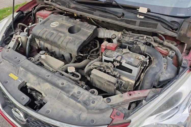 Used Nissan Tiida 2014 1.6L CVT Smart Model Engine Bay Left
