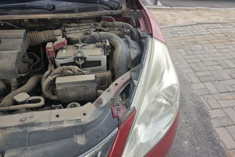 Used Nissan Tiida 2014 1.6L CVT Cool Cafe Edition Engine Bay Left