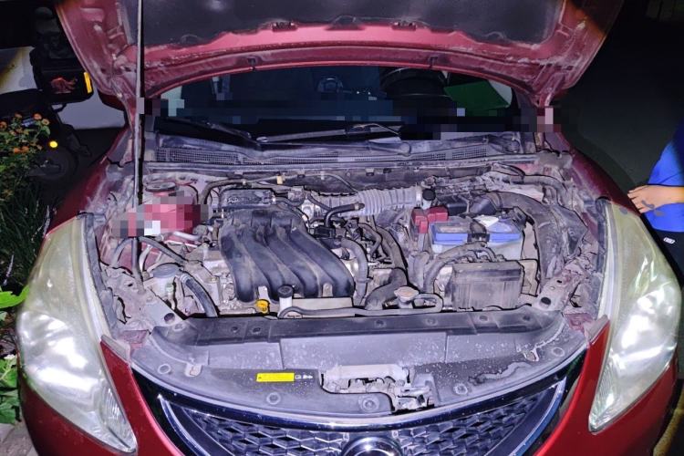 Used Nissan Tiida 2014 1.6L CVT Comfort Model Engine Bay