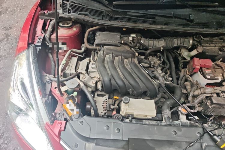 Used Nissan Tiida 2014 1.6L CVT Comfort Model Engine Bay Right