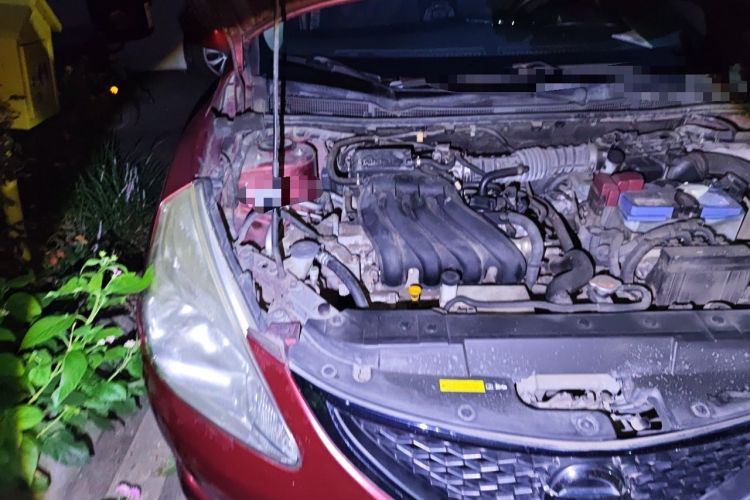 Used Nissan Tiida 2014 1.6L CVT Comfort Model Engine Bay Right