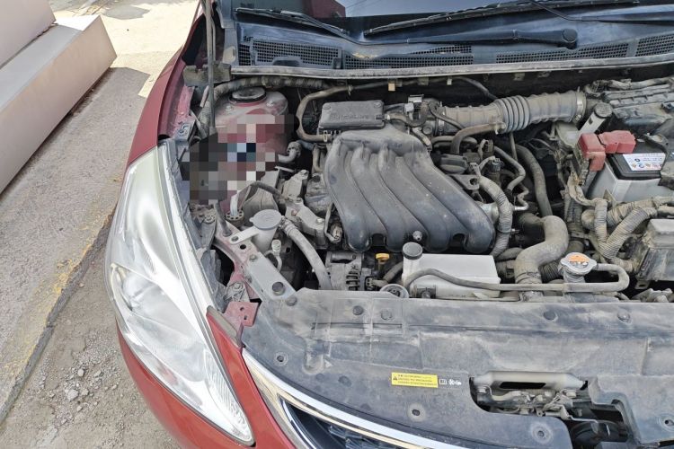 Used Nissan Tiida 2014 1.6L CVT Comfort Model Engine Bay Right