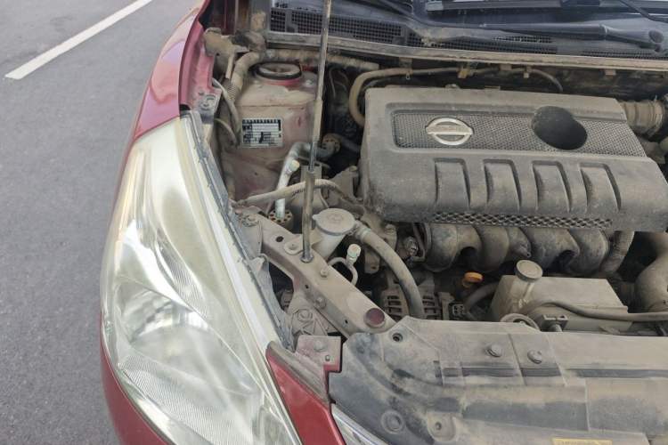 Used Nissan Tiida 2014 1.6L CVT Cool Cafe Edition Engine Bay Right