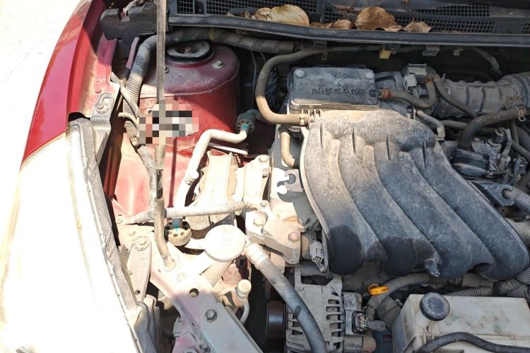 Used Nissan Tiida 2014 1.6L CVT Comfort Model Engine Bay Right
