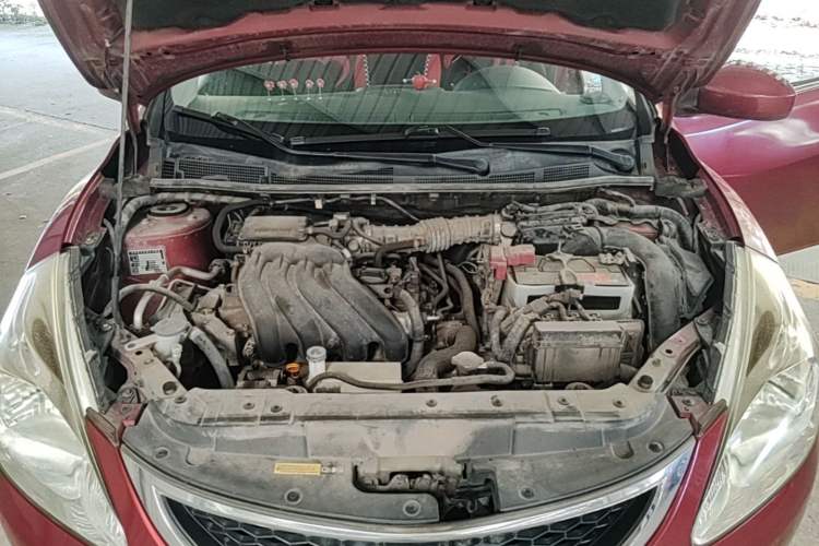 Used Nissan Tiida 2014 1.6L CVT Comfort Model Engine Bay