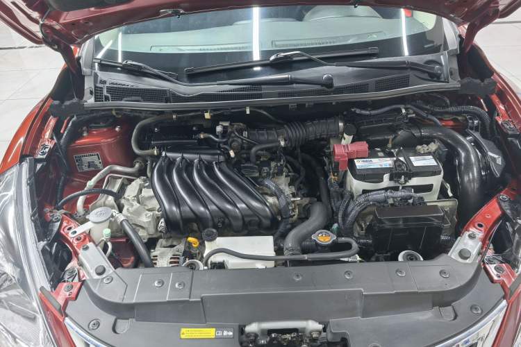 Used Nissan Tiida 2014 1.6L Manual Comfort Model Engine Bay