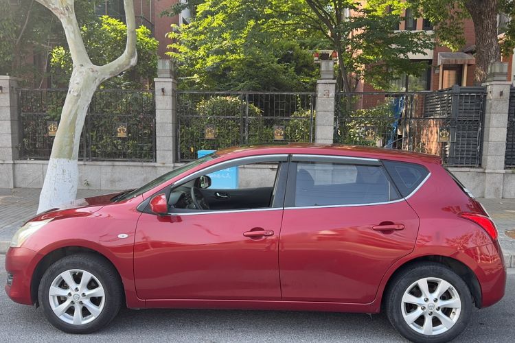 Used Nissan Tiida 2014 1.6L CVT Smart Model Exterior 2