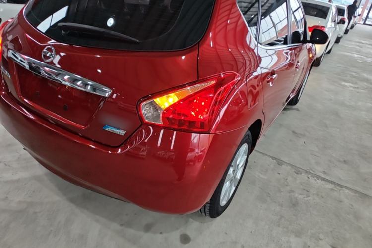 Used Nissan Tiida 2014 1.6L CVT Comfort Model Exterior 3