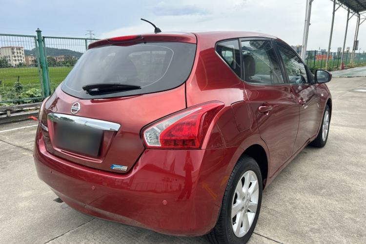 Used Nissan Tiida 2014 1.6L CVT Cool Cafe Edition Exterior 3