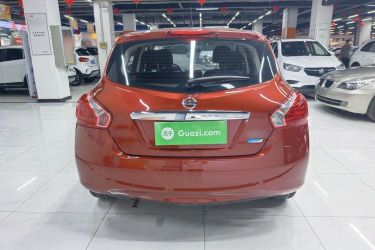 Used Nissan Tiida 2014 1.6L Manual Comfort Model Exterior 5