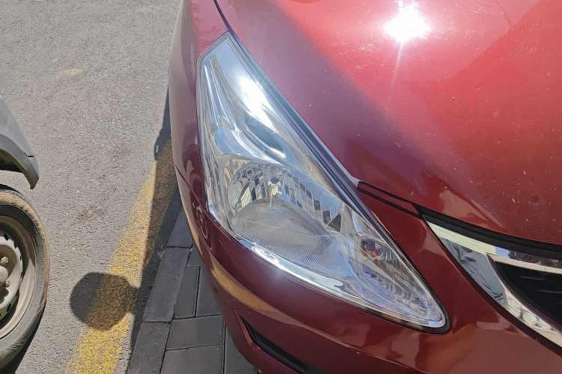 Used Nissan Tiida 2014 1.6L CVT Cool Cafe Edition Exterior 6