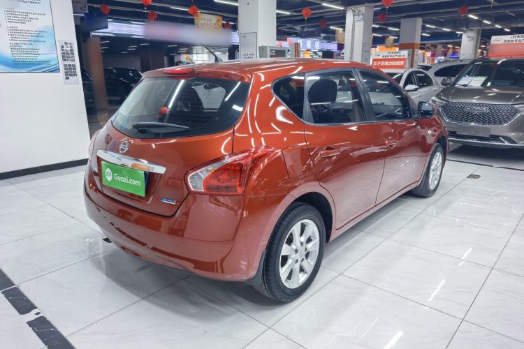 Used Nissan Tiida 2014 1.6L Manual Comfort Model Exterior 6