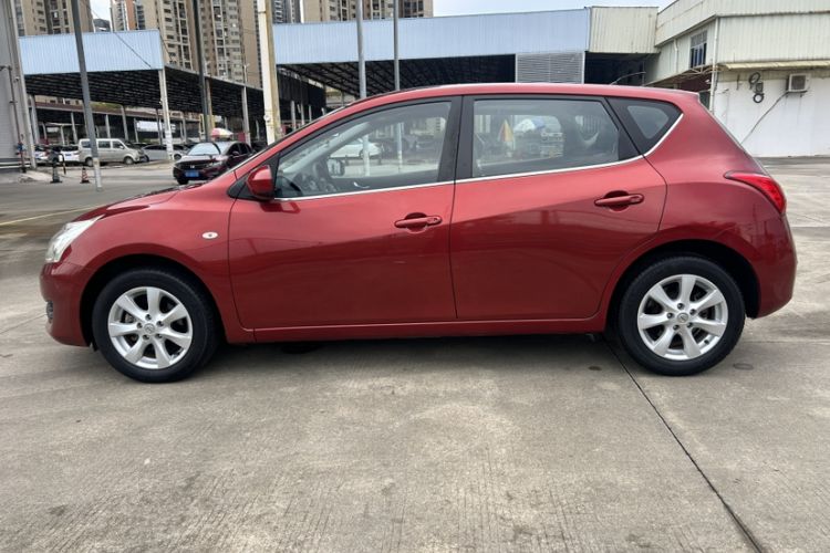 Used Nissan Tiida 2014 1.6L CVT Cool Cafe Edition Exterior 7