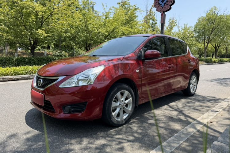 Ojetý Nissan Tiida 2014 1.6L CVT Comfort Model Guazi used car, China used car export, Used car for sale, Used cars, Cheapest cars for sale