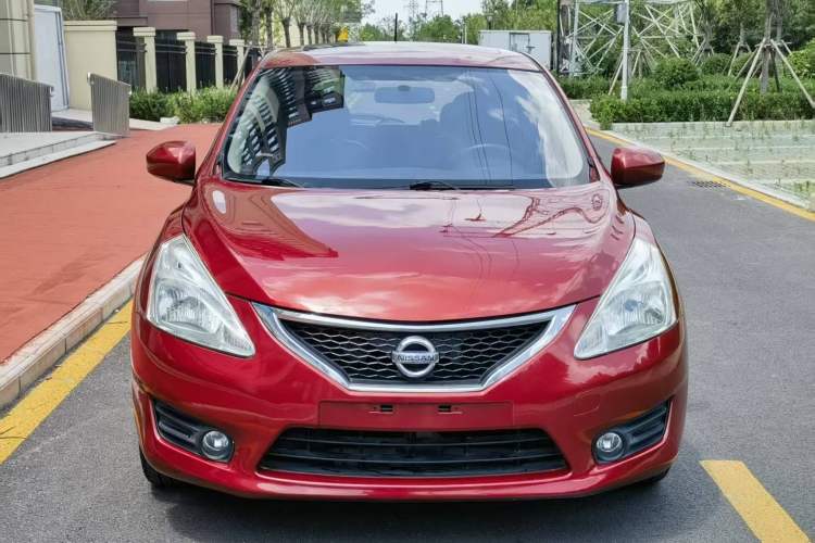 Used Nissan Tiida 2014 1.6L CVT Smart Model Front