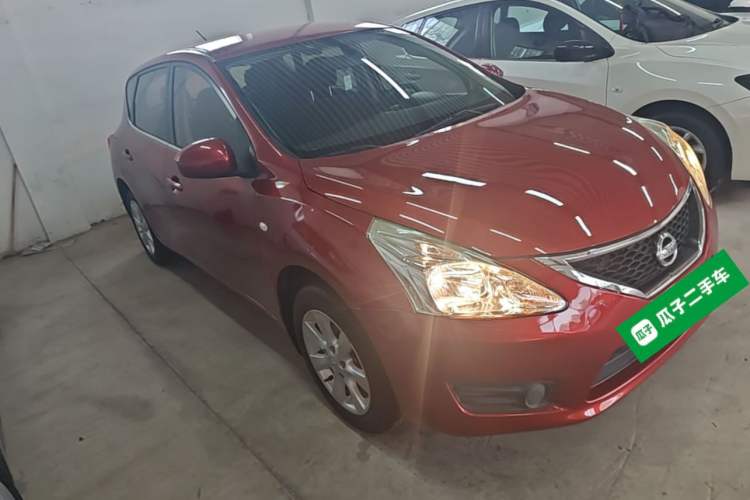Used Nissan Tiida 2014 1.6L CVT Comfort Model Front Right 45 Deg