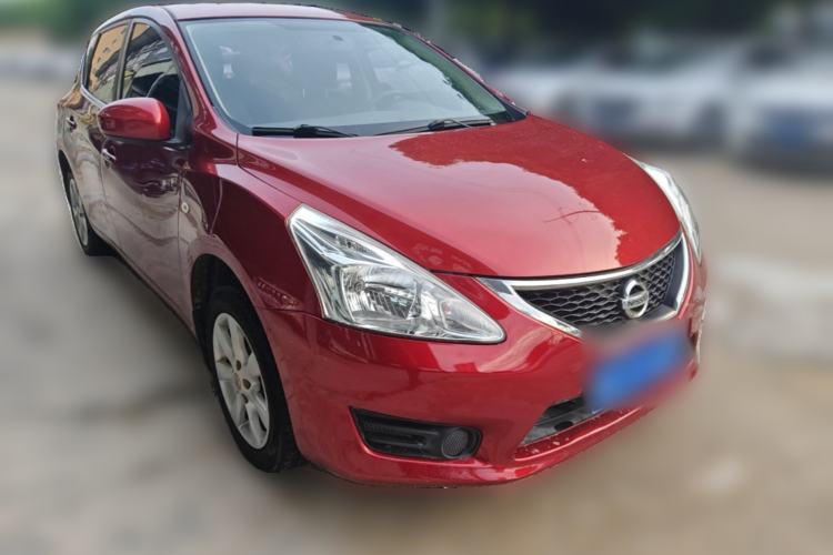 Used Nissan Tiida 2014 1.6L CVT Comfort Model Front Right 45 Deg