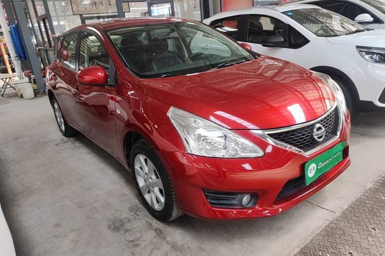 Used Nissan Tiida 2014 1.6L CVT Smart Model Front Right 45 Deg