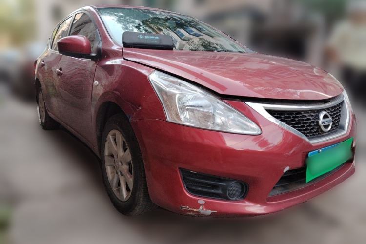 Used Nissan Tiida 2014 1.6L CVT Comfort Model Front Right 45 Deg