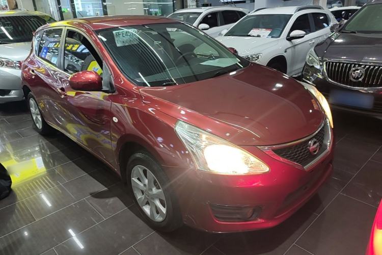 Used Nissan Tiida 2014 1.6L CVT Comfort Model Front Right 45 Deg