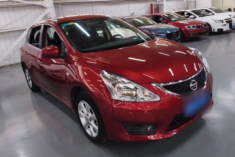 Used Nissan Tiida 2014 1.6L CVT Smart Model Front Right 45 Deg