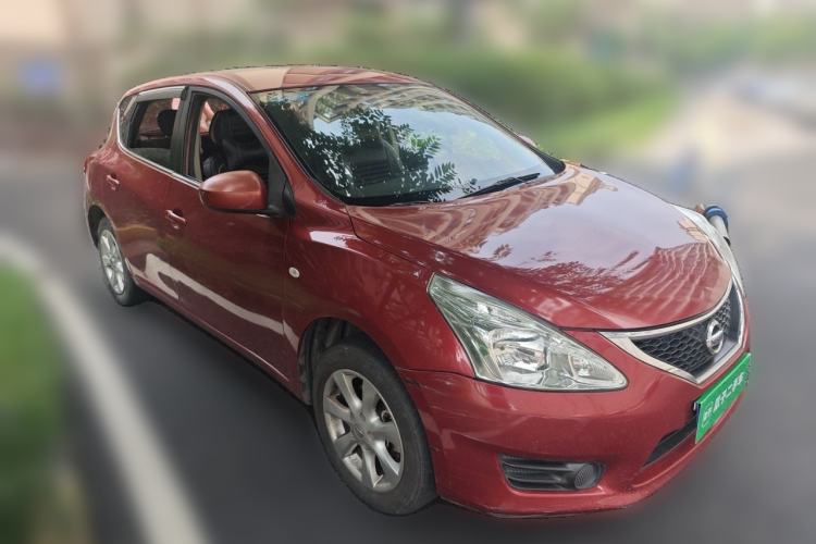 Used Nissan Tiida 2014 1.6L CVT Comfort Model Front Right 45 Deg