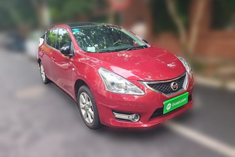 Used Nissan Tiida 2014 1.6L CVT Comfort Model Front Right 45 Deg