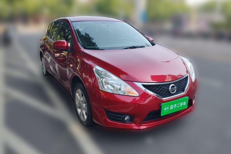 Used Nissan Tiida 2014 1.6L CVT Cool Cafe Edition Front Right 45 Deg