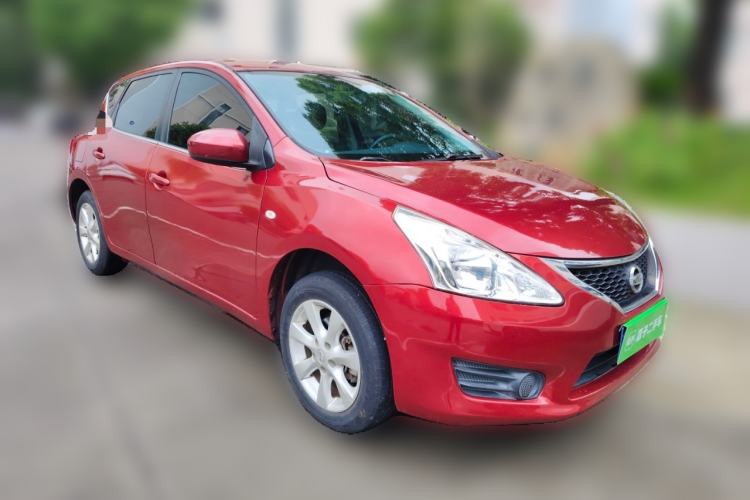 Used Nissan Tiida 2014 1.6L CVT Comfort Model Front Right 45 Deg