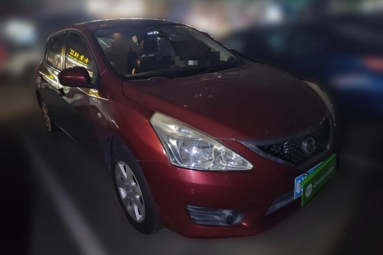 Used Nissan Tiida 2014 1.6L CVT Cool Cafe Edition Front Right 45 Deg