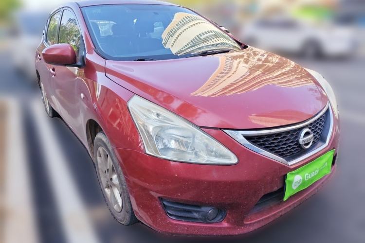 Used Nissan Tiida 2014 1.6L CVT Smart Model Front Right 45 Deg